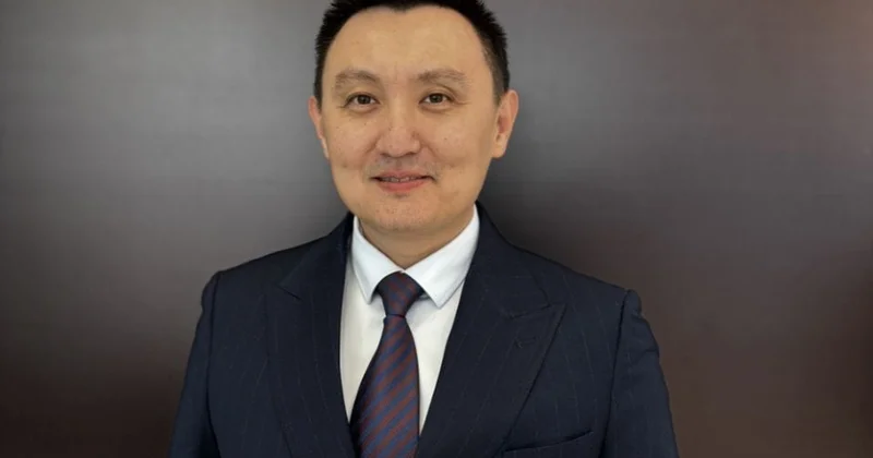 Qazaxıstanlı politoloq: Bakı və Astana arasında münasibətləri sabit və qardaşlıq xarakterli səciyyələndirmək olar