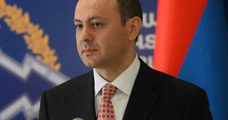 Ermənistan Təhlükəsizlik Şurasının katibi Bəhreyn və Belçikaya səfər edəcək