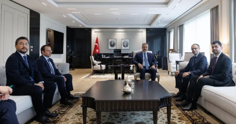 Hakan Fidan TÜRKPA nın Baş katibi Ramil Həsəni qəbul edib