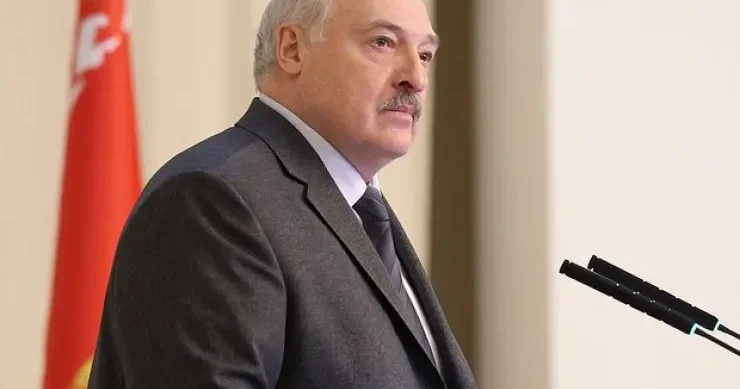 Lukaşenkonun halı pisləşdi