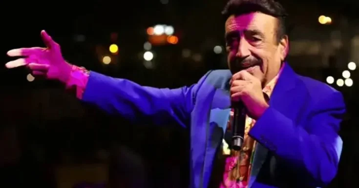 Konsertdə halı pisləşib yıxıldı