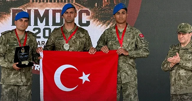 Türkiyə beynəlxalq hərbi dron yarışmasında çempion oldu