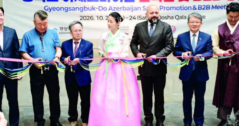 İçərişəhərdə Koreya mədəniyyəti təqdimatları