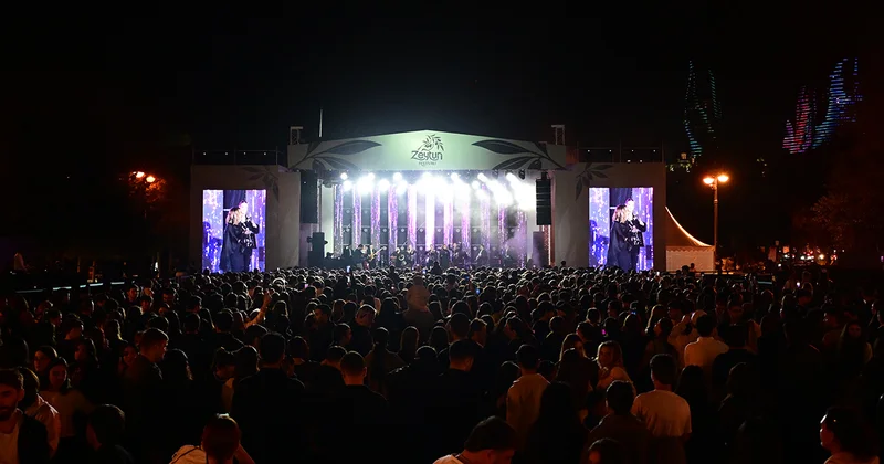 Estrada ulduzları Zeytun Festivalının səhnəsində Fotolar