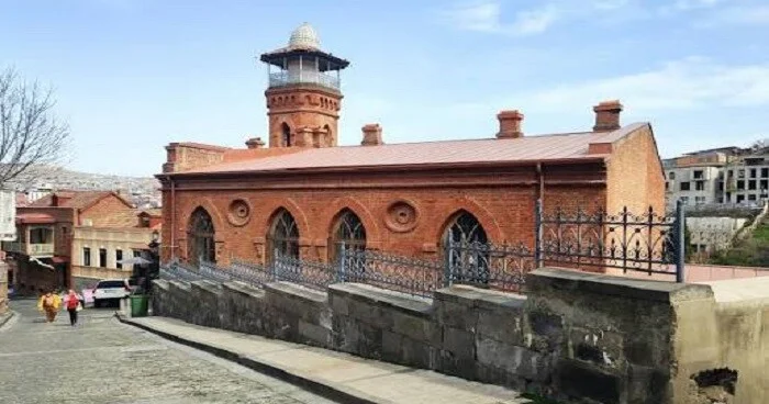 Osmanlıların azərbaycanlılar üçün tikdiyi məscid Foto