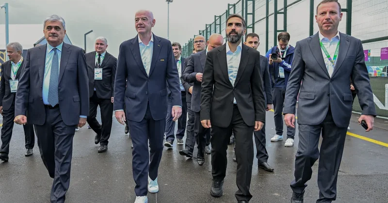 İnfantino və AFFA rəhbərliyi Hövsan Yarış Kompleksini ziyarət ediblər FOTO