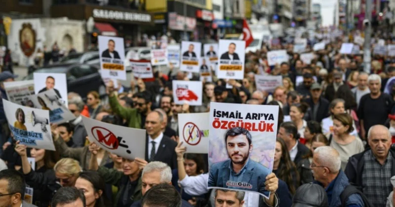 “Bəsdir, artıq nəfəs ala bilmirik” Türkiyədə etiraz aksiyası keçirilir KONKRET