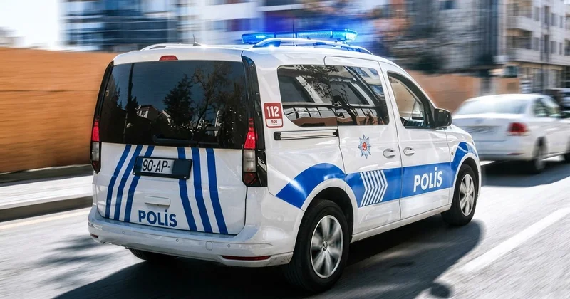 Küçədə 19 yaşlı tələbə qızı döyən şəxs saxlanılıb VİDEO