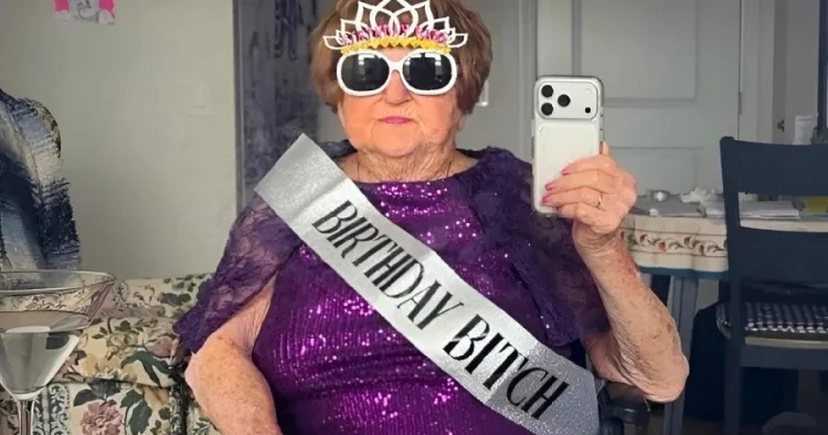 Amerikalı 96 yaşlı qadın “TikTok” videolarından minlərlə dollar qazanır