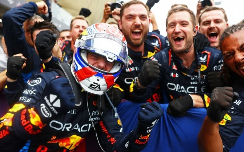 Formula 1: Maks Ferstappen ardıcıl 4cü dəfə dünya çempionu olub