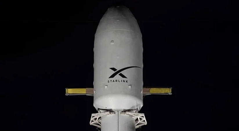 “SpaceX” şirkətinin raketi 20 “Starlink” peykini orbitə çıxarıb