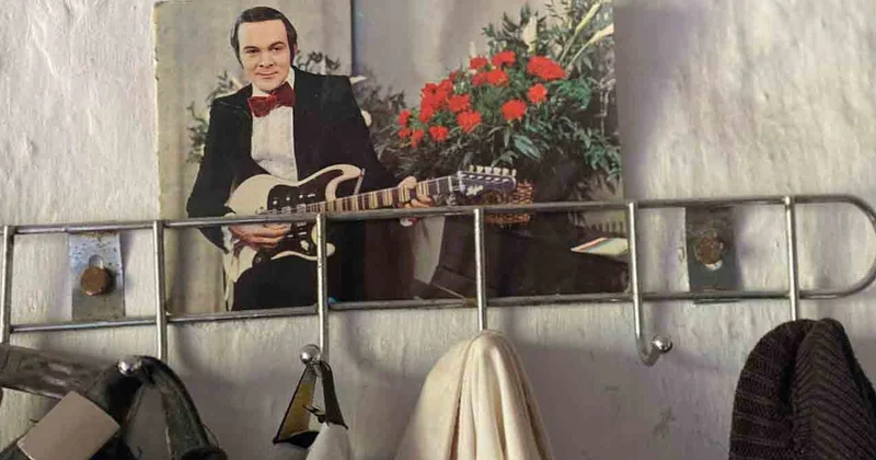 Bir az əfəndi olaq…