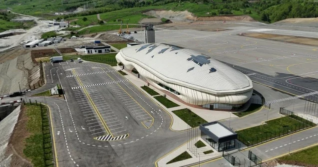 Аэропорт на высоте 1 800 метров: как реализовали сложнейший проект в Лачыне