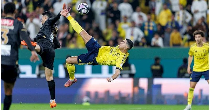 40 yaşlı Ronaldodan möhətəşəm qol Video