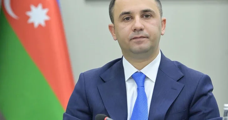 Кянан Керимзаде: Английский язык стратегический инструмент для молодежи Азербайджана