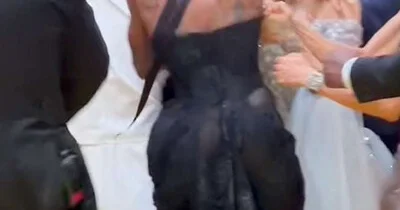 Ariana Qrandeyə hücum edən avstraliyalıya Sinqapura giriş qadağan edilib