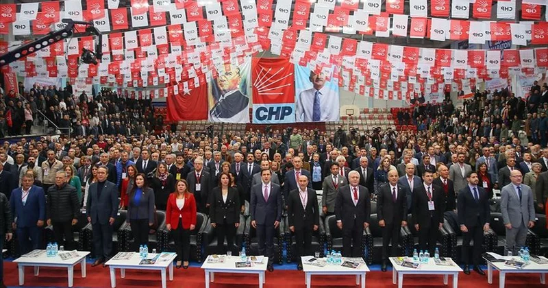 CHP qurultaya hazırlaşır rəhbərlikdə dəyişiklər GÖZLƏNİLİR