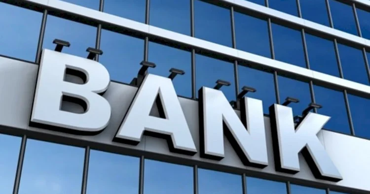 Azərbaycanda 5 məşhur bank bağlanır? İqtisadçı açıqladı