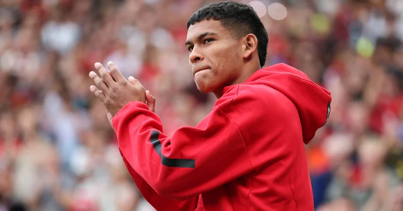 “Mançester Yunayted” onu icarəyə göndərir İdmanXəbər