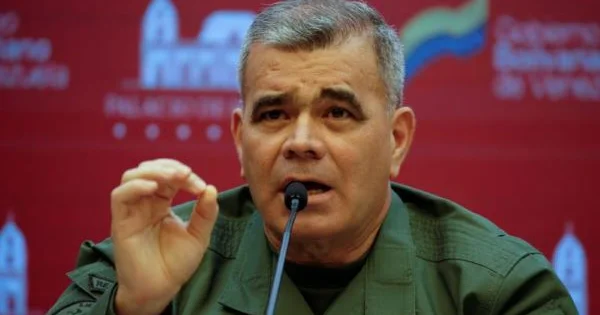 Müdafiə naziri: Biz heç bir imperiyanın köləsi deyilik