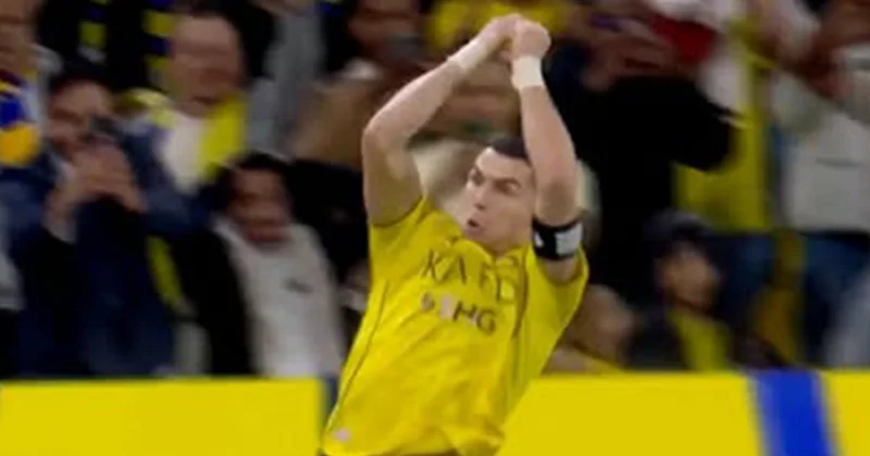 Ronaldodan akrobatik tullanış, fantastik qol Video