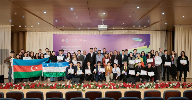 Проекты школьников из Баку вошли в число победителей конкурса СНГ ФОТО