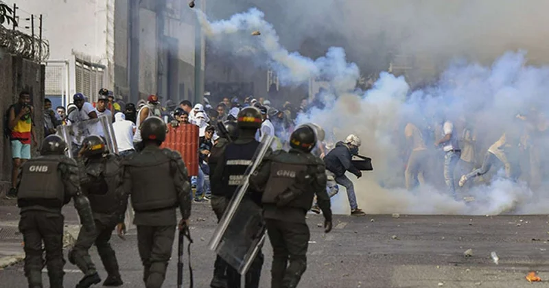 Geri sayım başladı: Daha bir ölkədə müharibənin başlaması an məsələsidir Politoloq