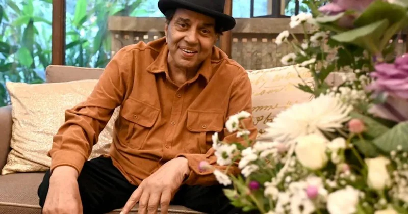 Bollivud əfsanəsi Dharmendra vəfat edib
