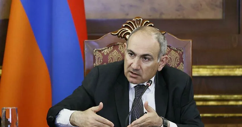 Paşinyanın “IV Respublika”sı RAKURS