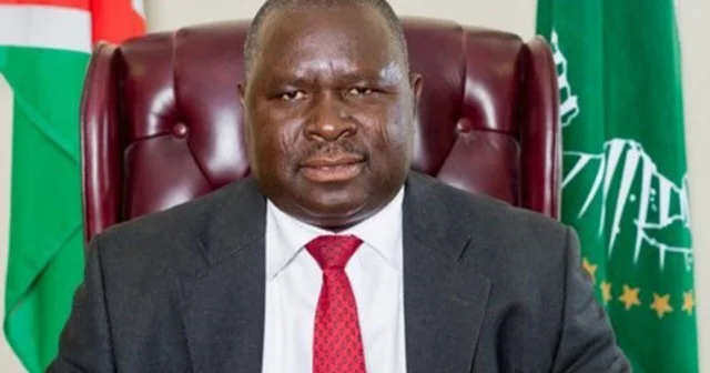 Adolf Hitler namizəd oldu