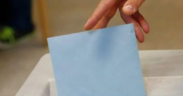 Adolf Hitler seçkilərdə qalib gələ bilər FOTO