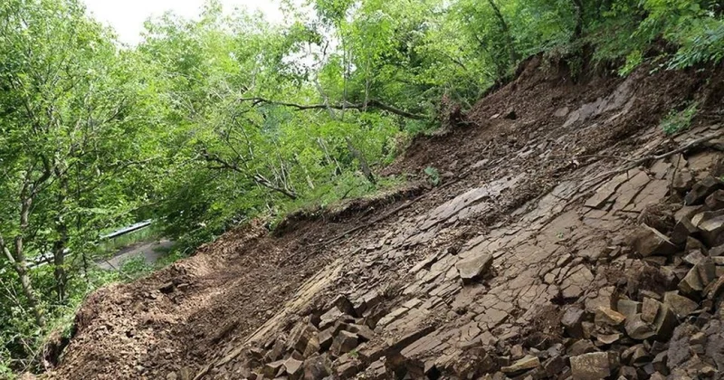 Gürcüstanda yol tikintisi zamanı 4 əcnəbi ölüb