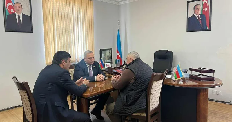 Deputat Azər Allahverənov Kürdəxanı qəsəbəsində vətəndaşlarla görüşüb