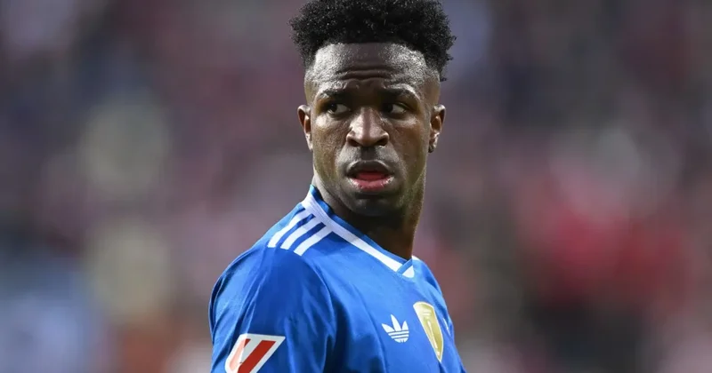 Vinisius qışda Real dan ayrıla bilər