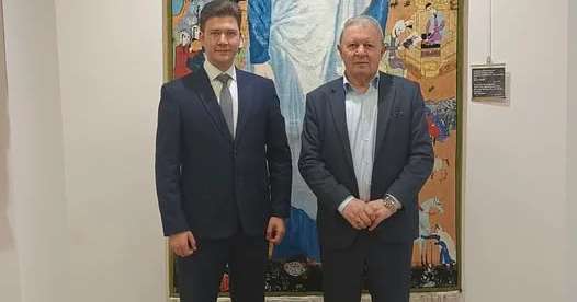 Xalq yazıçısı Elxan Elatlı Nizami Gəncəvi Muzeyində olub