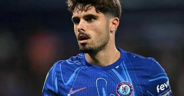 Barselona Rafinyanı bu futbolçu ilə əvəzləmək istəyir