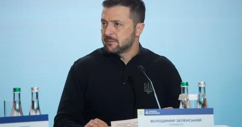 Zelenski: “Sülh ləyaqətli olmalıdır”