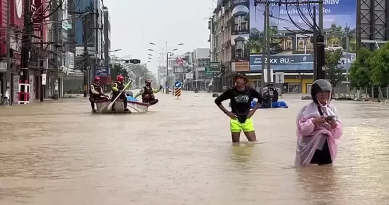 Bu ölkəyə son 300 ilin ən güclü yağışı yağdı
