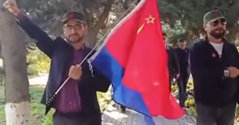 Марш ностальгирующих: флаги СССР появились в бакинском парке ВИДЕО