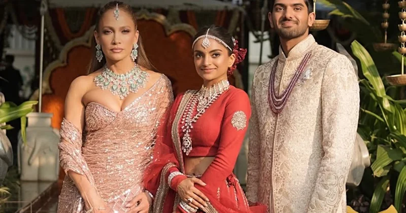 Toylarına Cenifer də qatıldı Fotolar