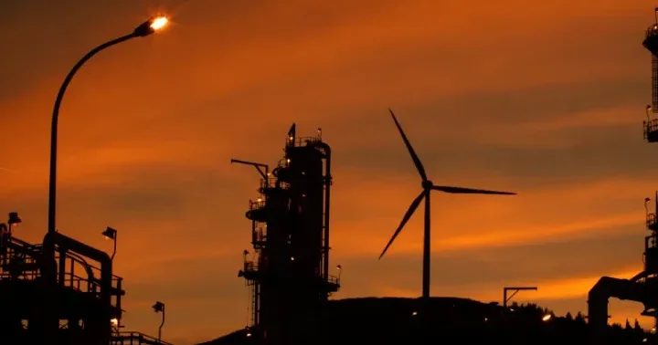 SOCAR “Sustainable Fitch” Beynəlxalq Reytinq Agentliyindən ilk ESG reytinqini alıb