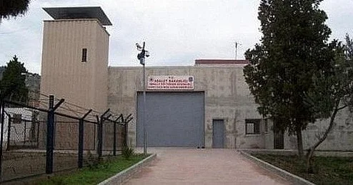 İmralı nümayəndə heyəti Abdullah Öcalanla görüşmək üçün yola düşüb