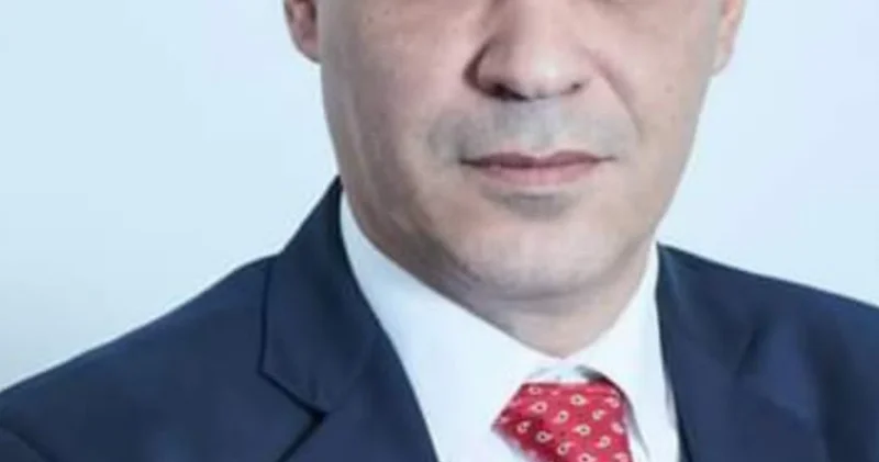 Sənədin məzmunu real sülhdən çox kapitulyasiya elementləri daşıyır