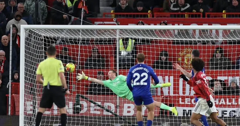 Premyer Liqa: “Everton” “Yunayted” səfərindən 3 xalla qayıdır