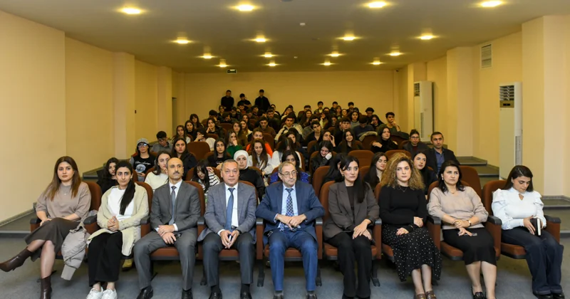 BMU da təhsil tələbə krediti ilə bağlı infosessiya keçirilib