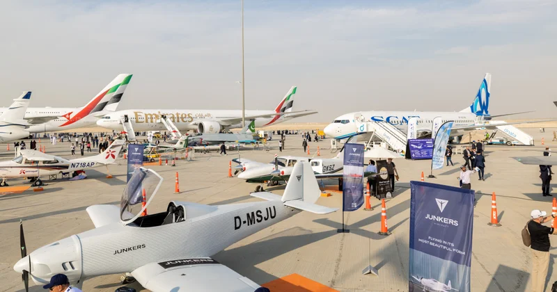 AZAL на Dubai Airshow 2025: фокус на технологиях и безопасности фото