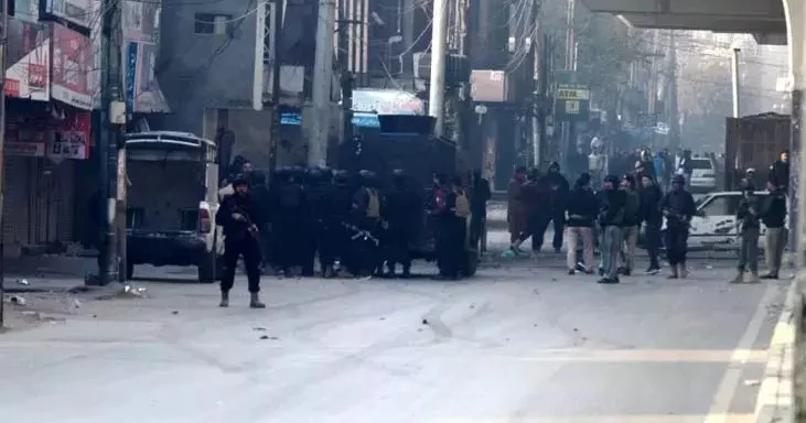 Pakistanda zastavaya hücum edən terrorçular öldürülüb