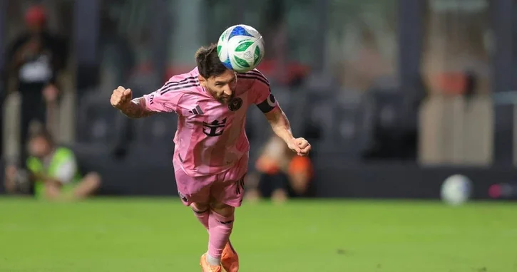 Месси первым среди футболистов набрал 1300 очков по системе гол+пас