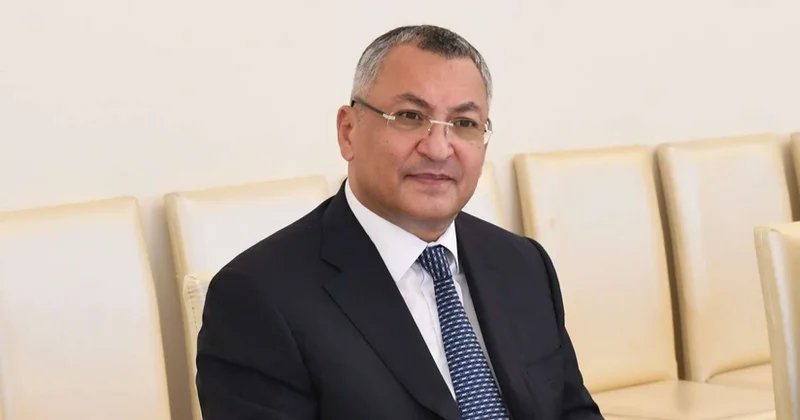 Rövşən Rzayev Biləsuvarda vətəndaşları qəbul edib