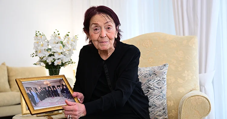 Ərdoğanın müəllimi məktəb illərindən danışdı: “Lider doğulmuşdu”